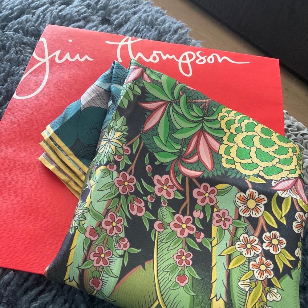 Jim Thompson Silk Square - Picture 3 of 5